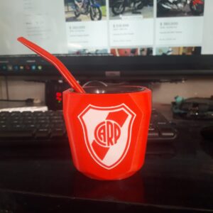 Mate 3D M1 con logo personalizado