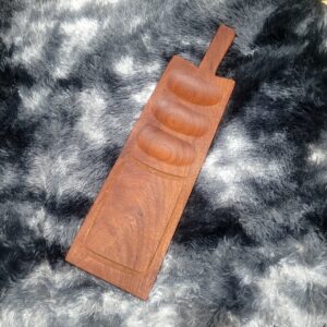 Tabla mediana de picada de algarrobo con grabado láser